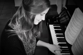 Klavier - Ich habe ca. 5 Jahre lang Erfahrung als private Klavierlehrerin,..., Christina K., Klavier, Dortmund - Mitte