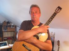 Gitarrenunterricht - JÜRGEN GRANDE Musiker und Musiklehrer – – 30 Jahre Lehrtätigkeit –...